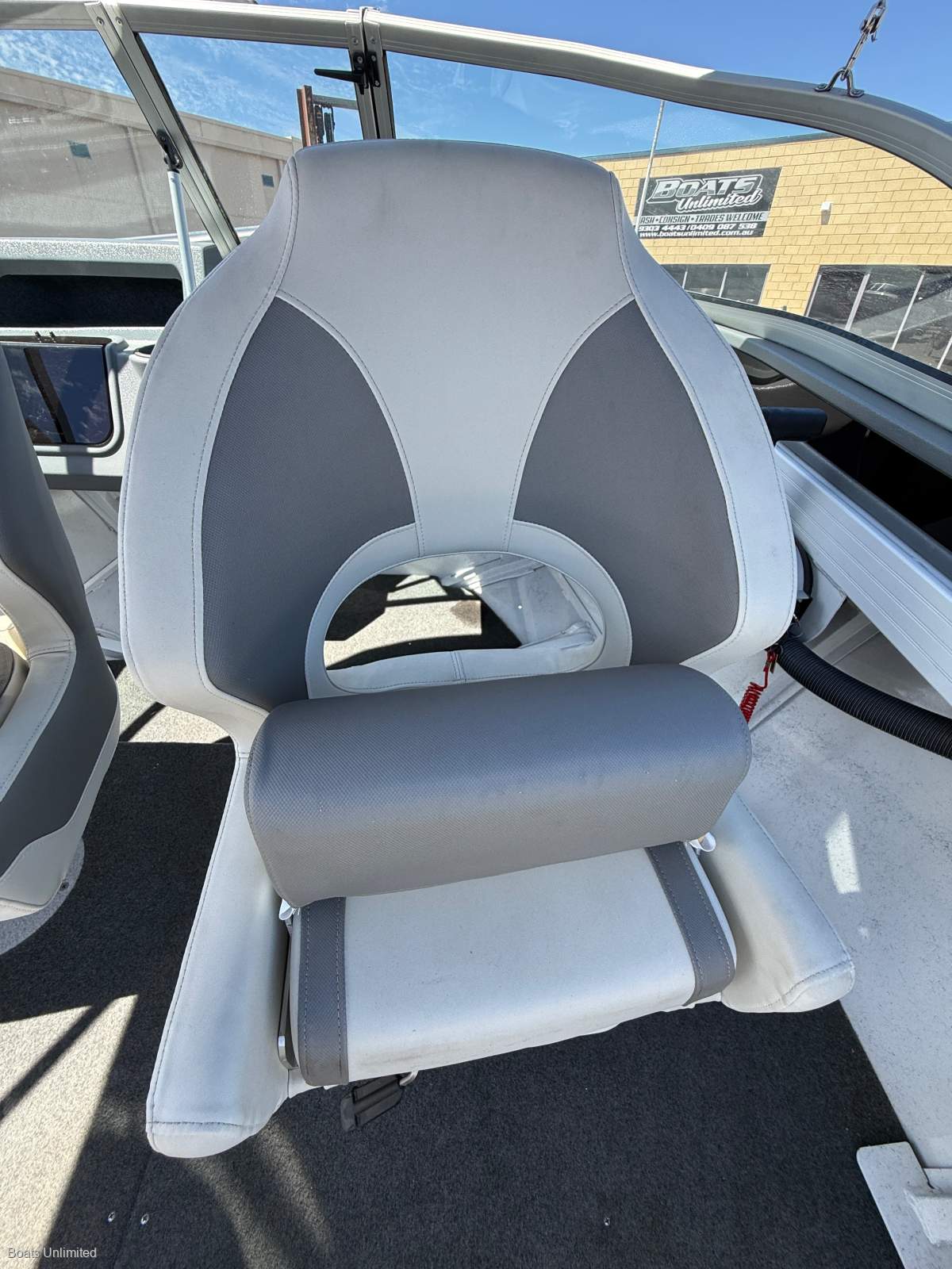 2023 QUINTREX 430 FISHABOUT RUNABOUT