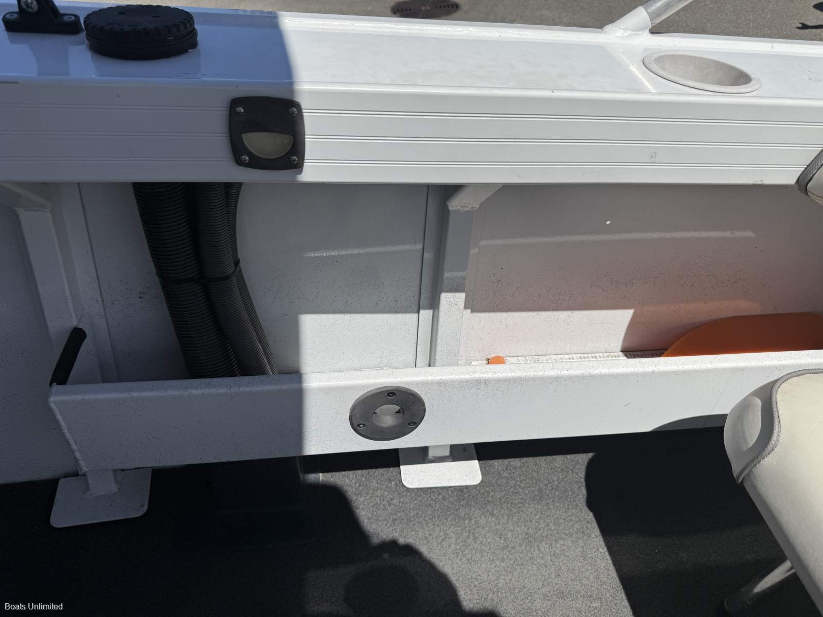 2023 QUINTREX 430 FISHABOUT RUNABOUT