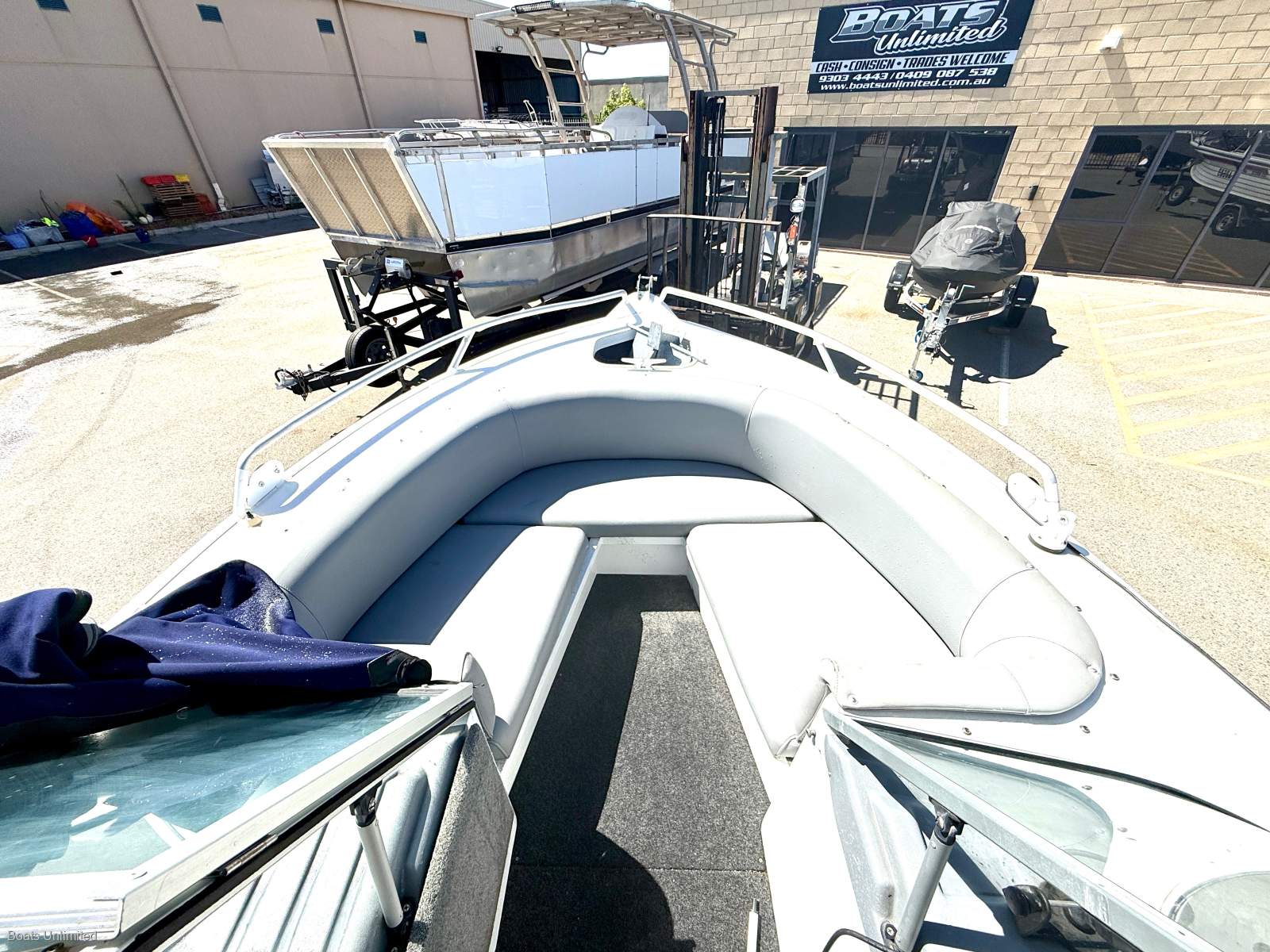 2008 QUINTREX 560 MY08 COAST RUNNER RUNABOUT