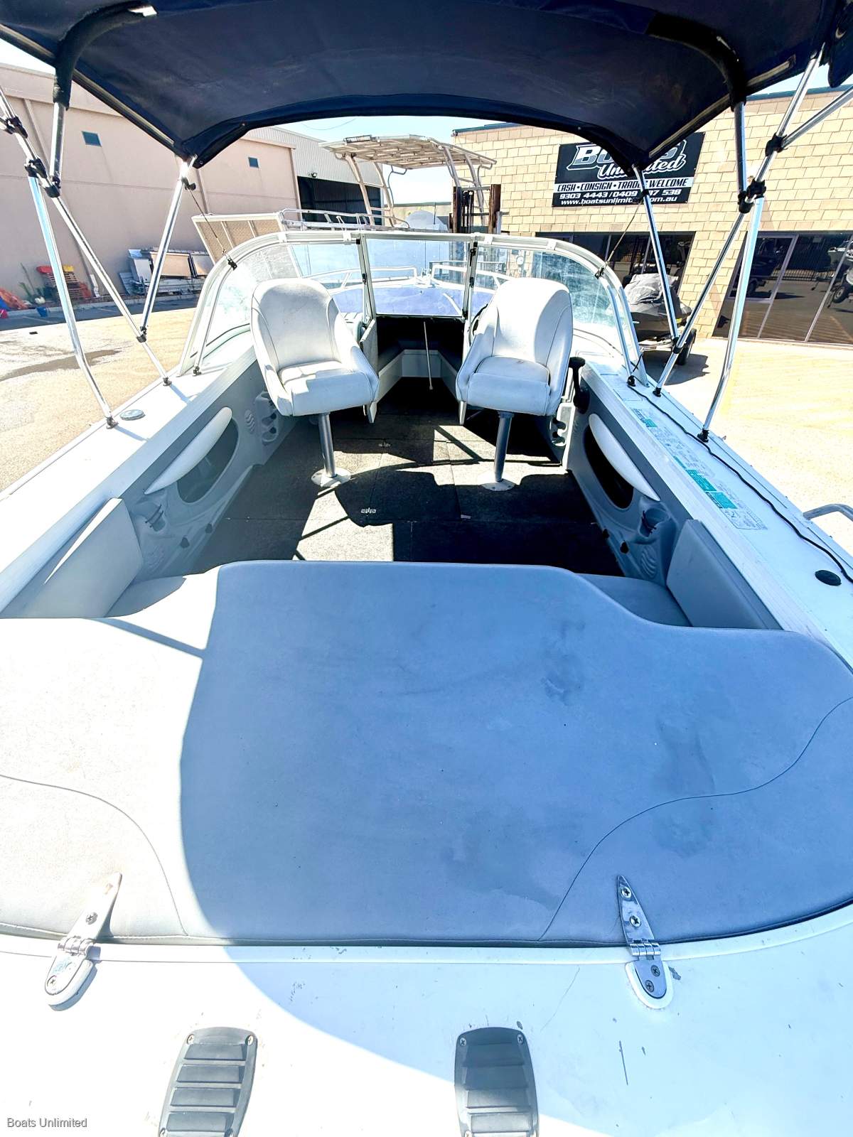 2008 QUINTREX 560 MY08 COAST RUNNER RUNABOUT