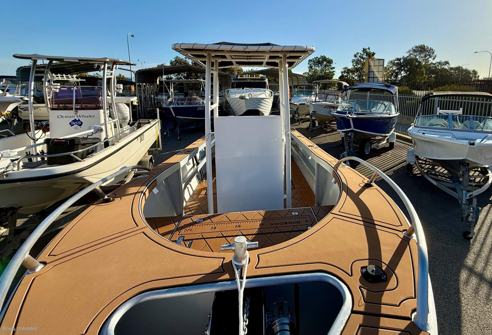 2025 OCEANIC FABRICATION 5.5M CENTRE CONSOLE