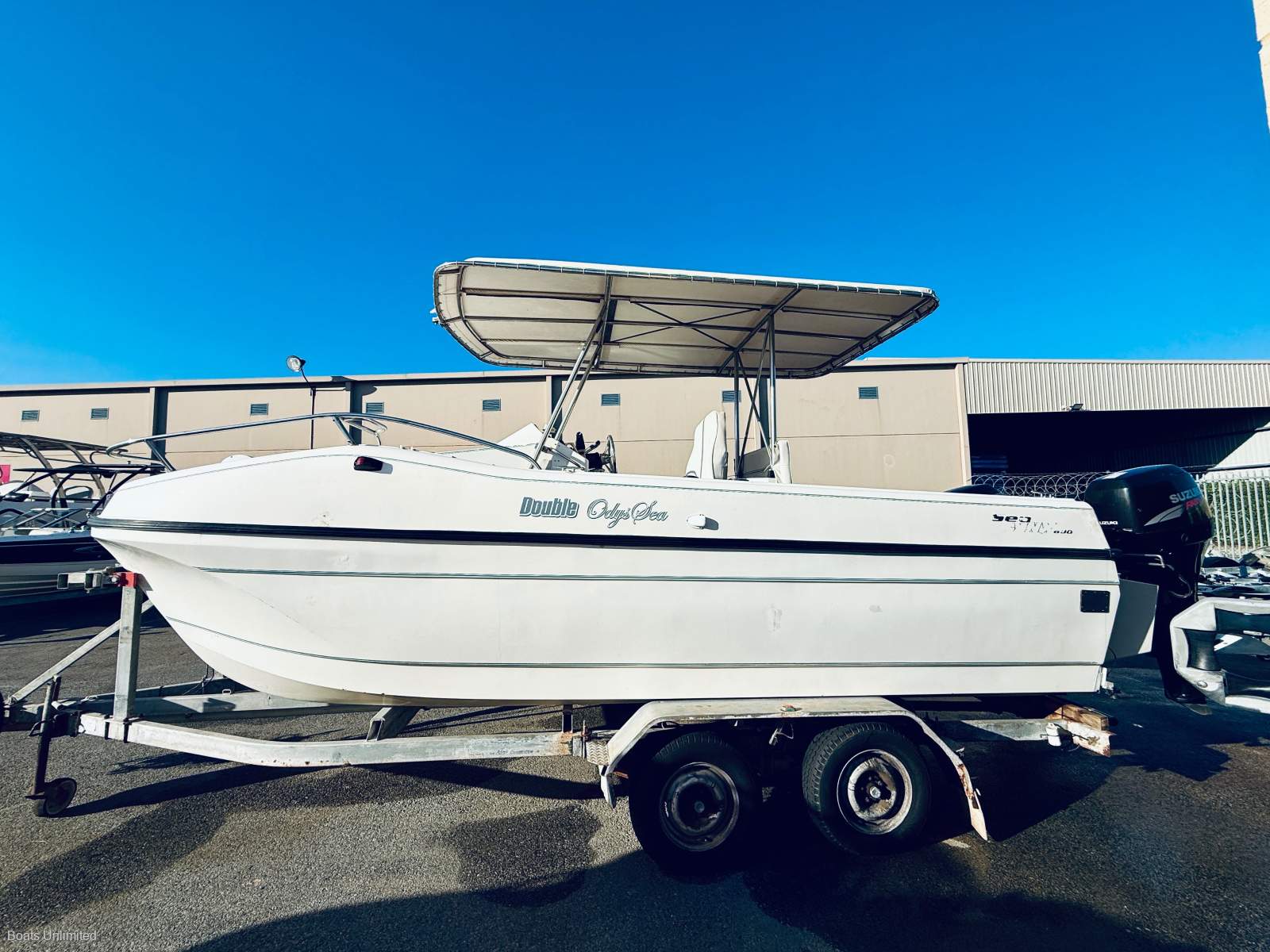 2004 SEA LYNX 600 TWIN HULL CENTRE CONSOLE