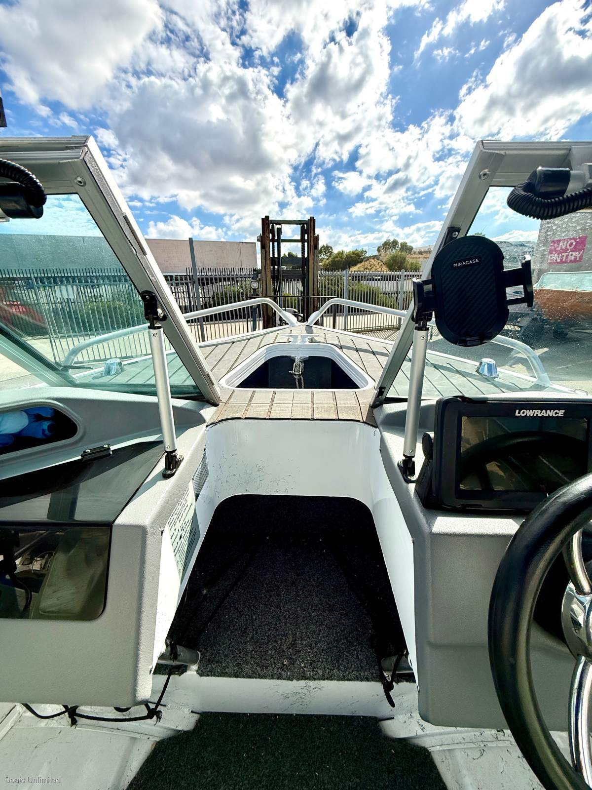 2021 QUINTREX 430 FISHABOUT RUNABOUT
