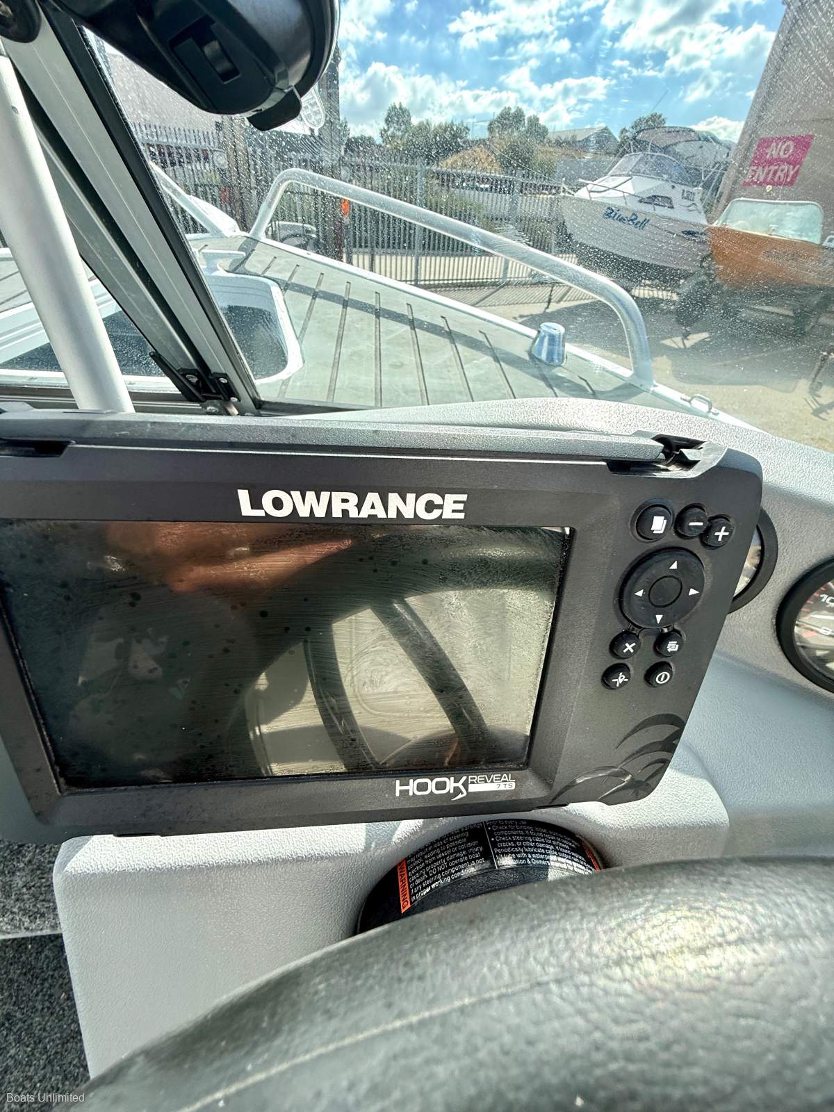 2021 QUINTREX 430 FISHABOUT RUNABOUT