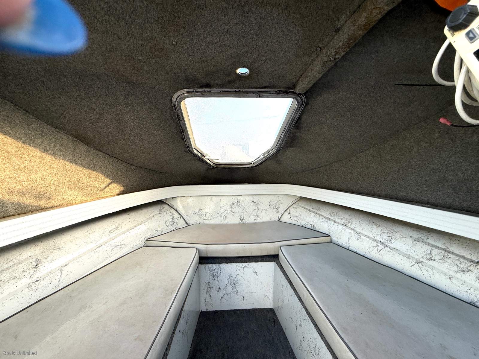 1998 QUINTREX 500 FREEDOM SPORT RUNABOUT