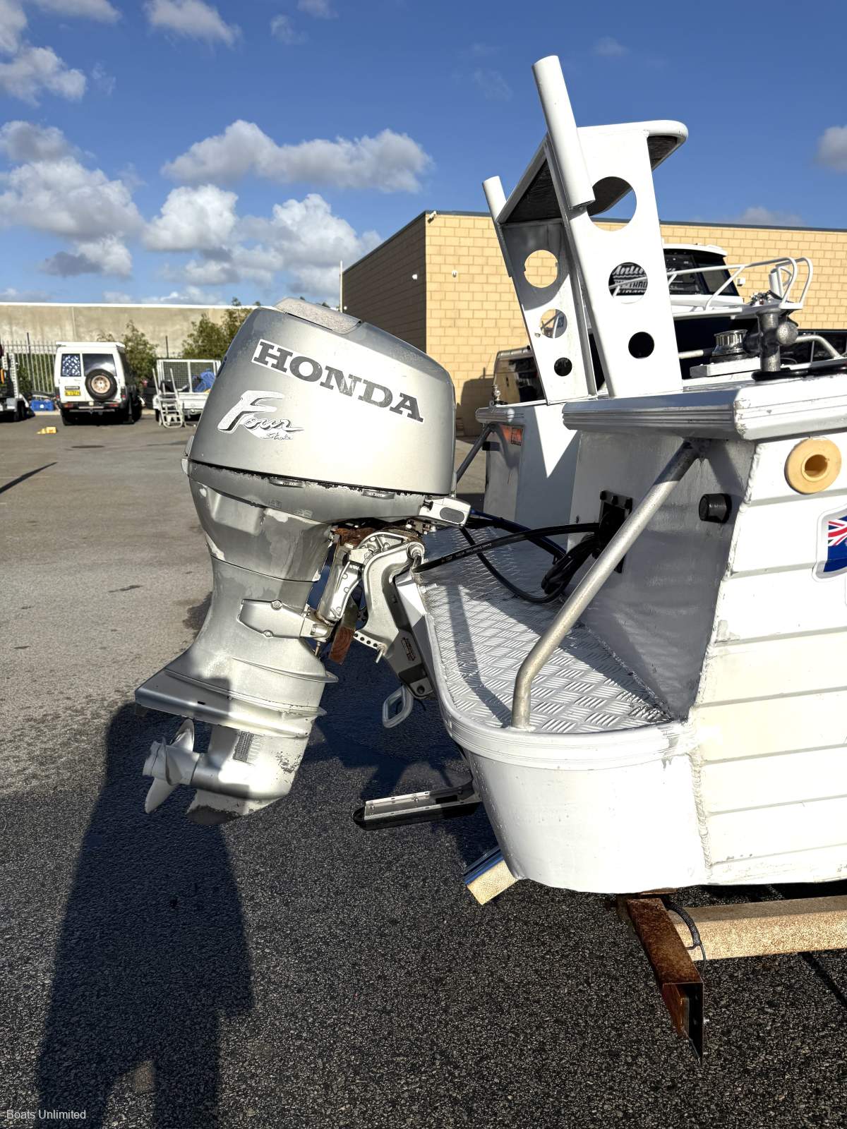 1998 QUINTREX 500 FREEDOM SPORT RUNABOUT