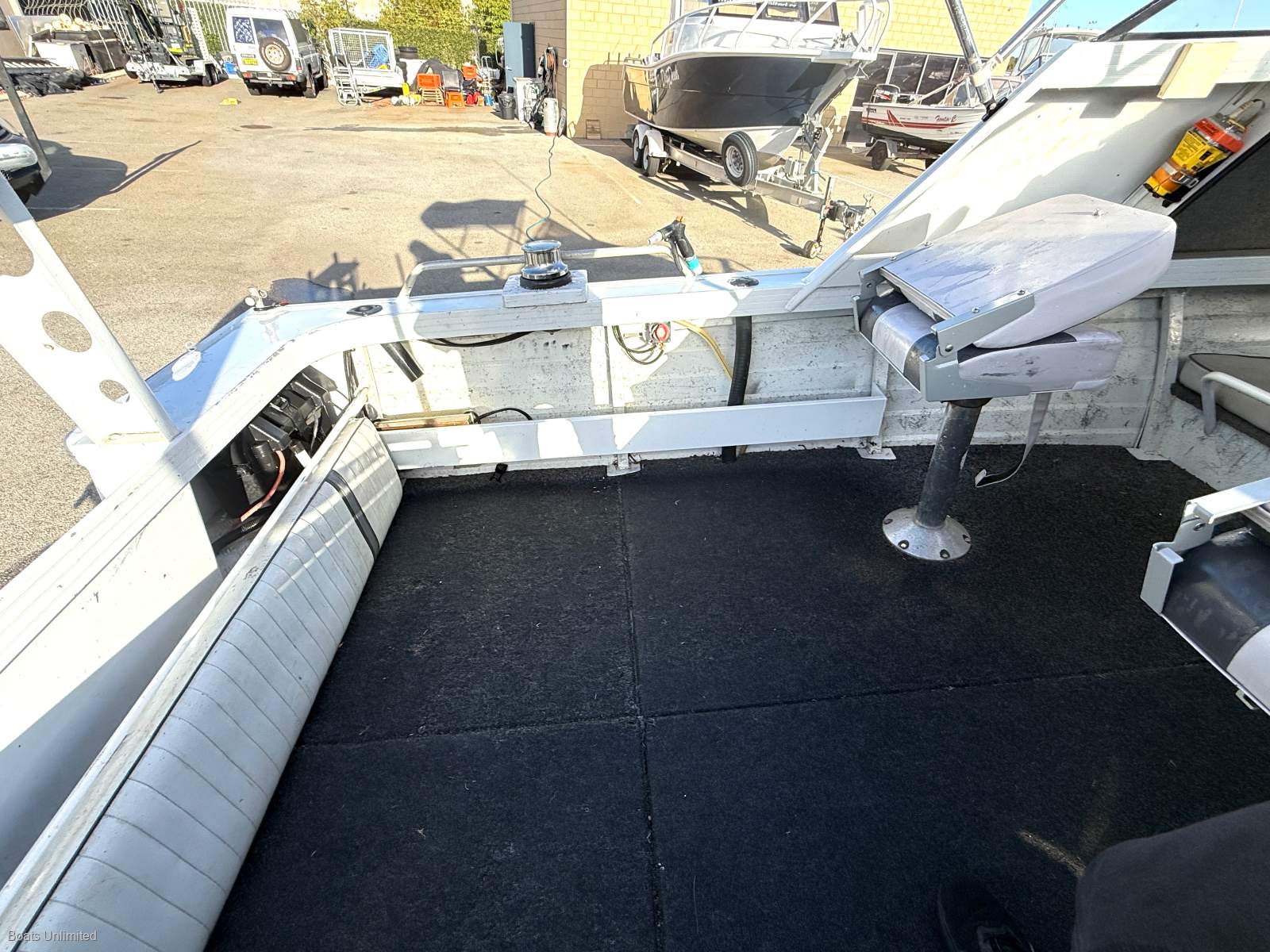 1998 QUINTREX 500 FREEDOM SPORT RUNABOUT