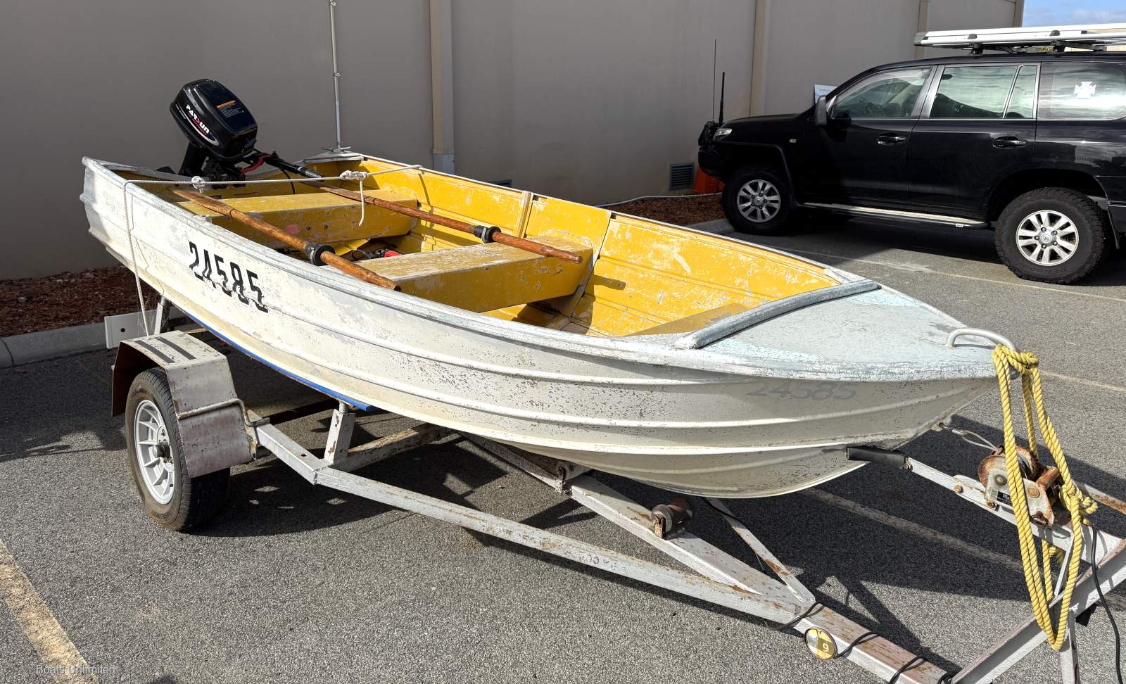 2001 SAVAGE 370 TROPICAL SERIES V-PUNT