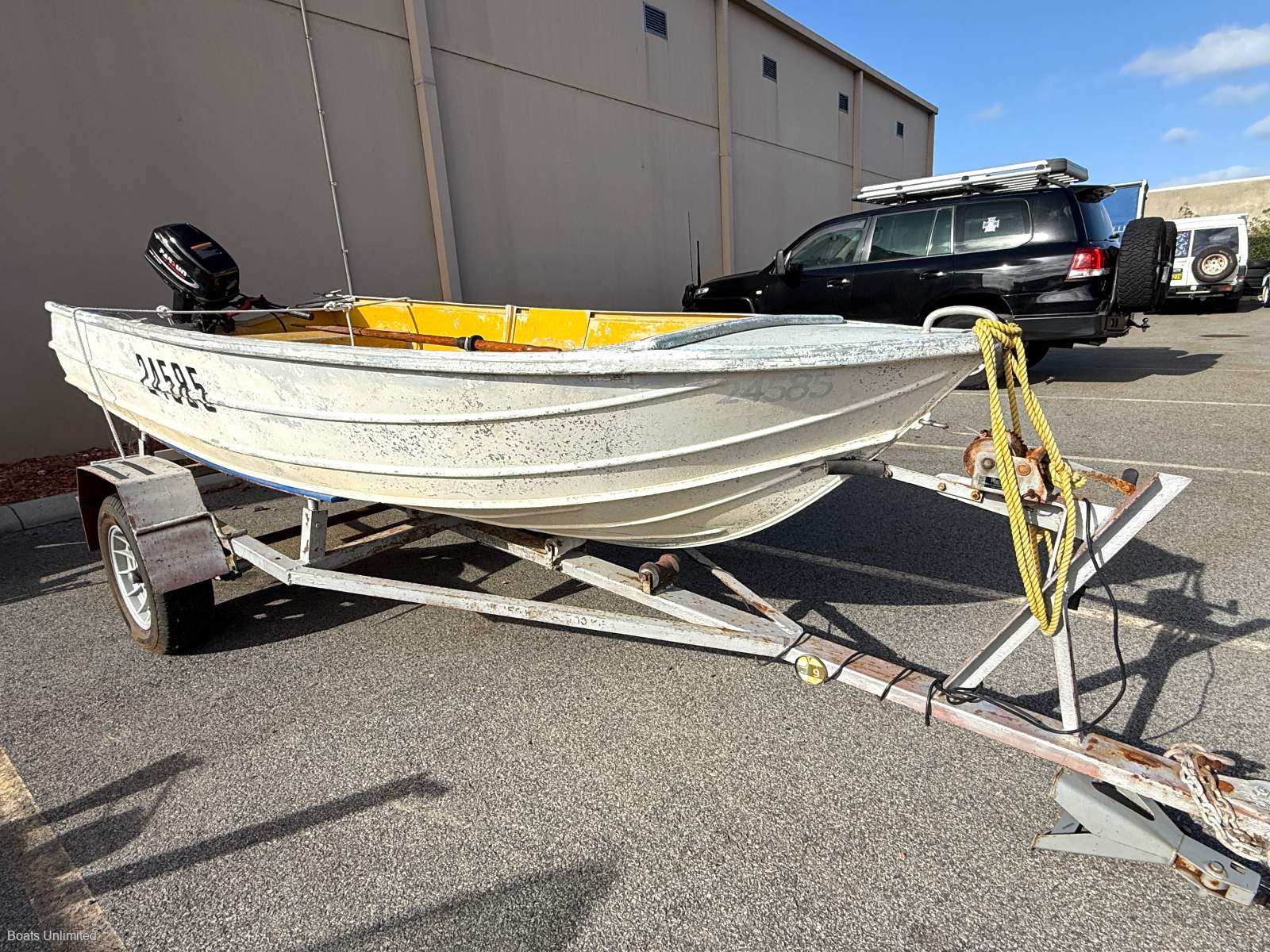 2001 SAVAGE 370 TROPICAL SERIES V-PUNT