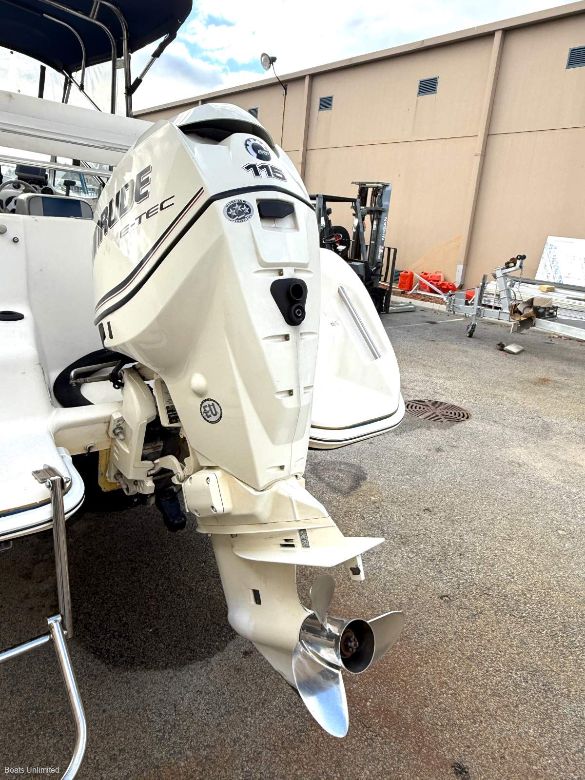 2001 BONITO 185 SPORTS CRUISER