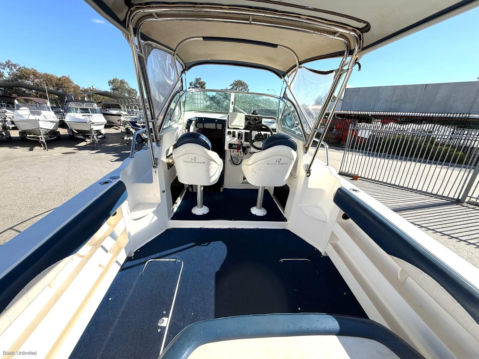 2004 HAINES HUNTER 680 PATRIOT WALKAROUND
