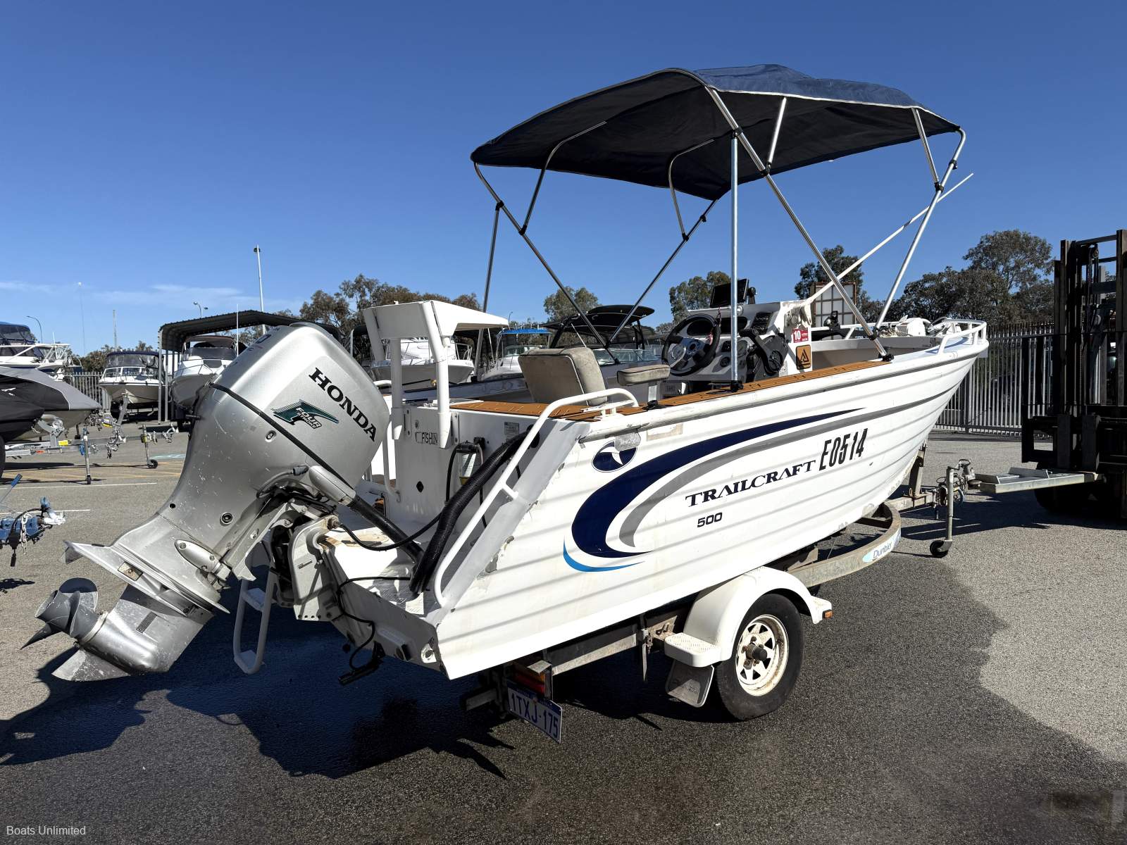 2004 TRAILCRAFT 500 PROFISH FISHER RUNABOUT