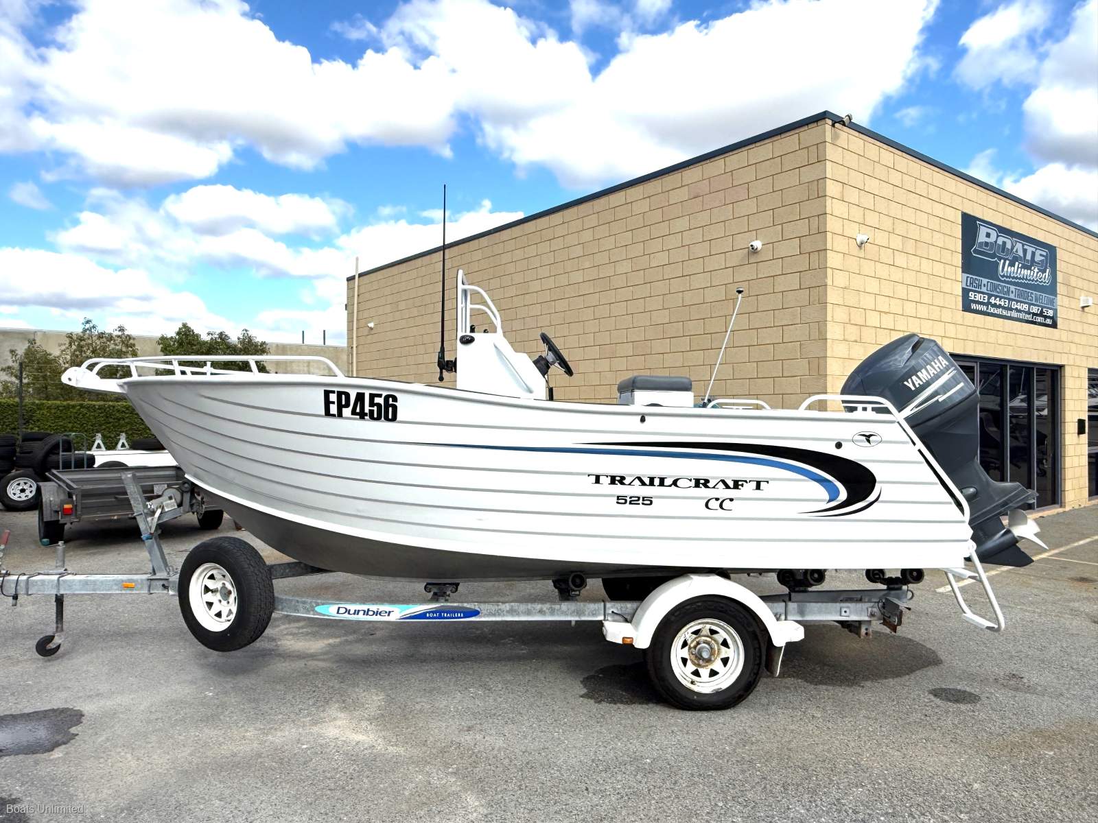 2021 TRAILCRAFT 525 CENTRE CONSOLE
