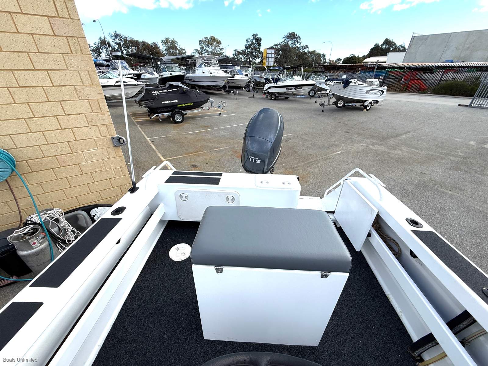 2021 TRAILCRAFT 525 CENTRE CONSOLE