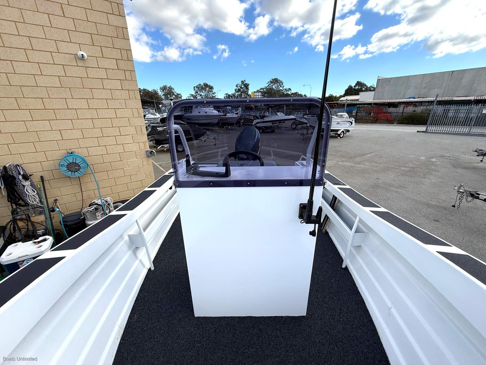 2021 TRAILCRAFT 525 CENTRE CONSOLE