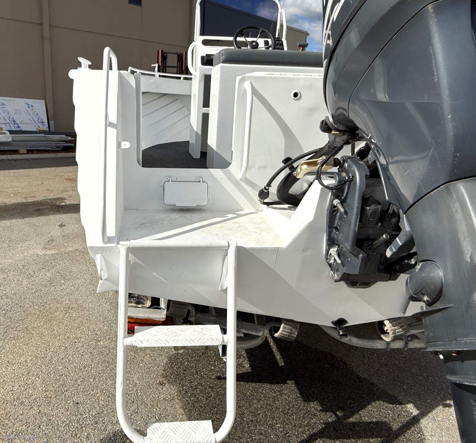2021 TRAILCRAFT 525 CENTRE CONSOLE