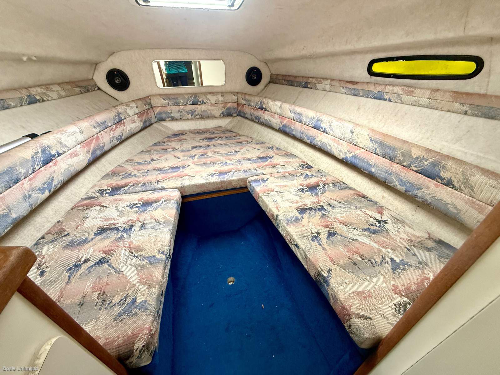 1994 SEA RAY 240 SUNDANCER SPORTS CRUISER