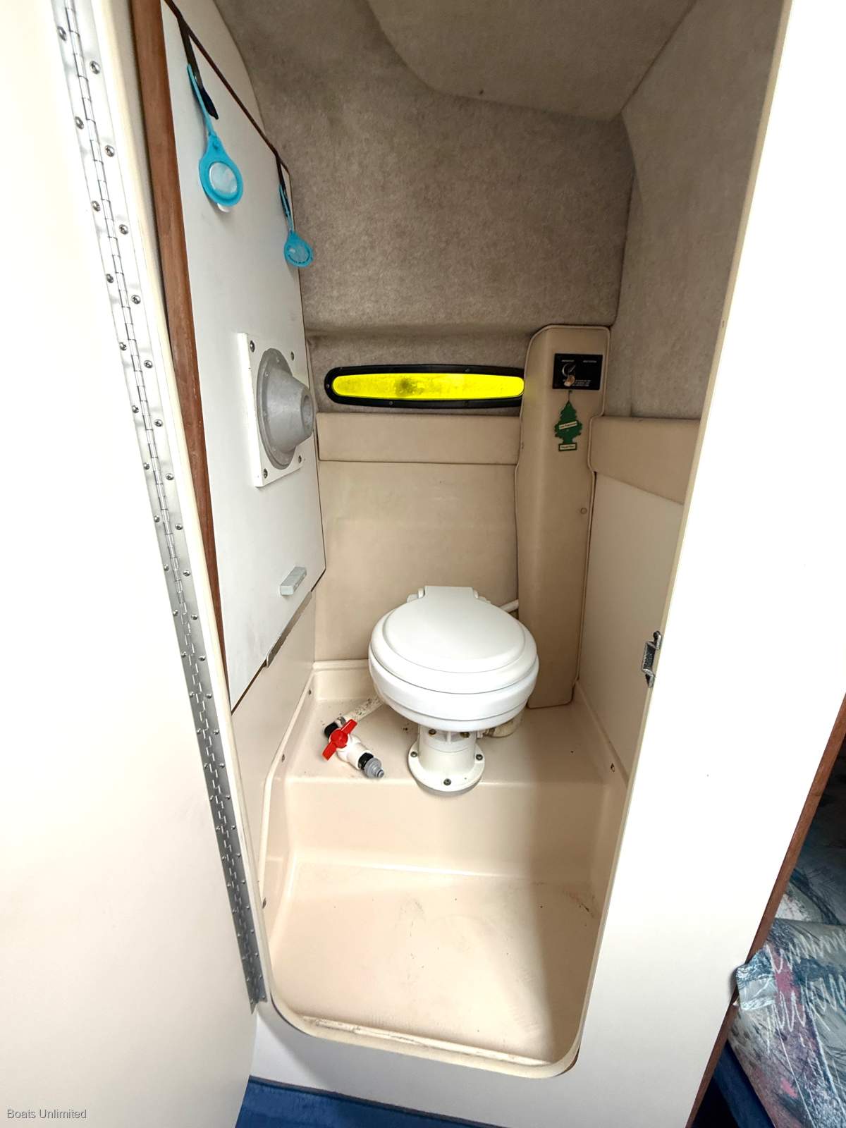 1994 SEA RAY 240 SUNDANCER SPORTS CRUISER