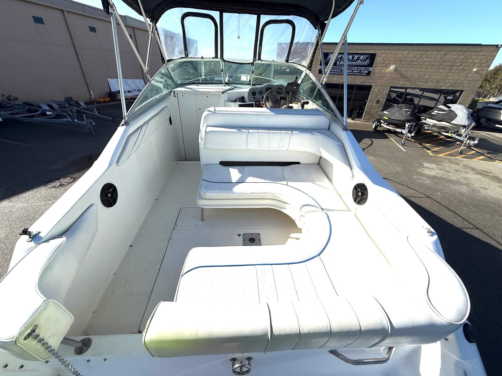 1994 SEA RAY 240 SUNDANCER SPORTS CRUISER