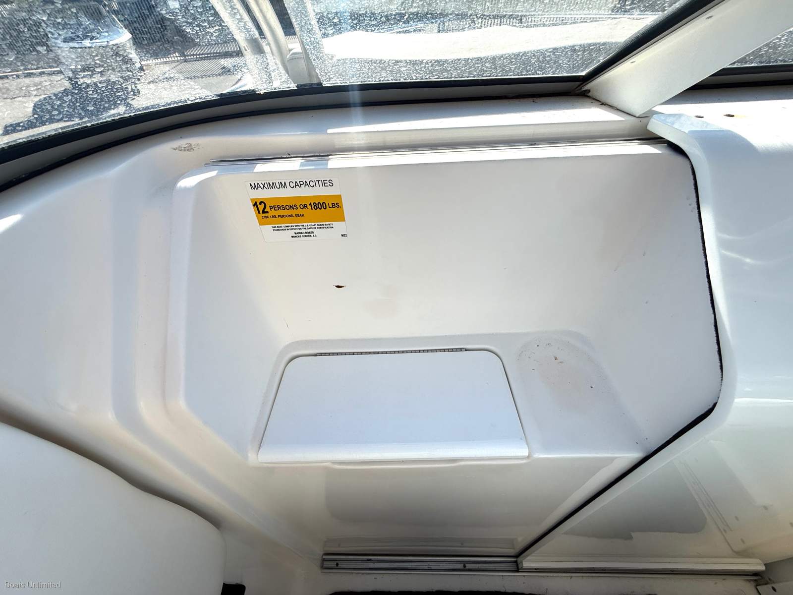 2009 MIRAH 26 FT CABIN CRUISER