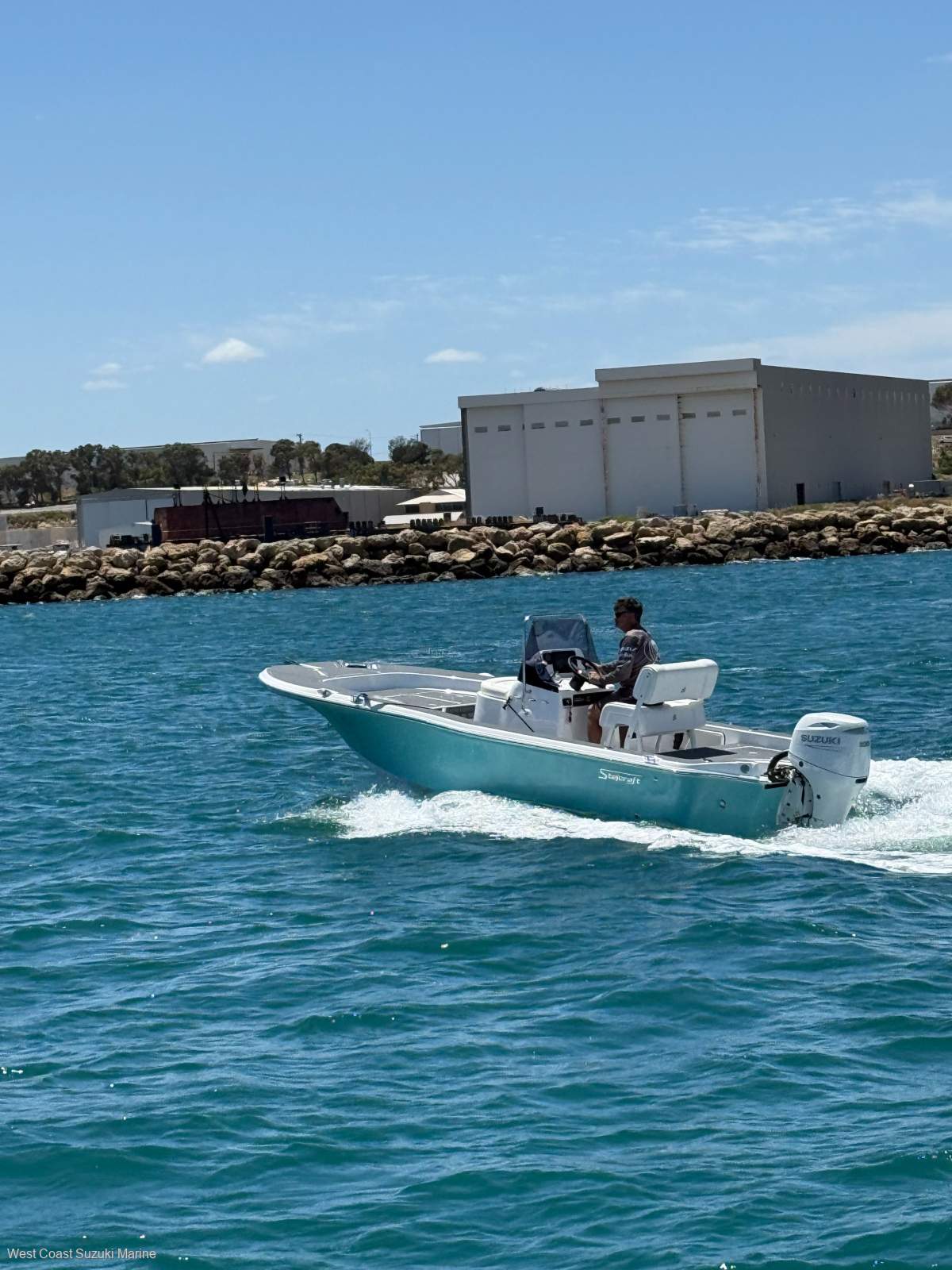 2025 STEJCRAFT 570 KRAKIN BAY CENTRE CONSOLE