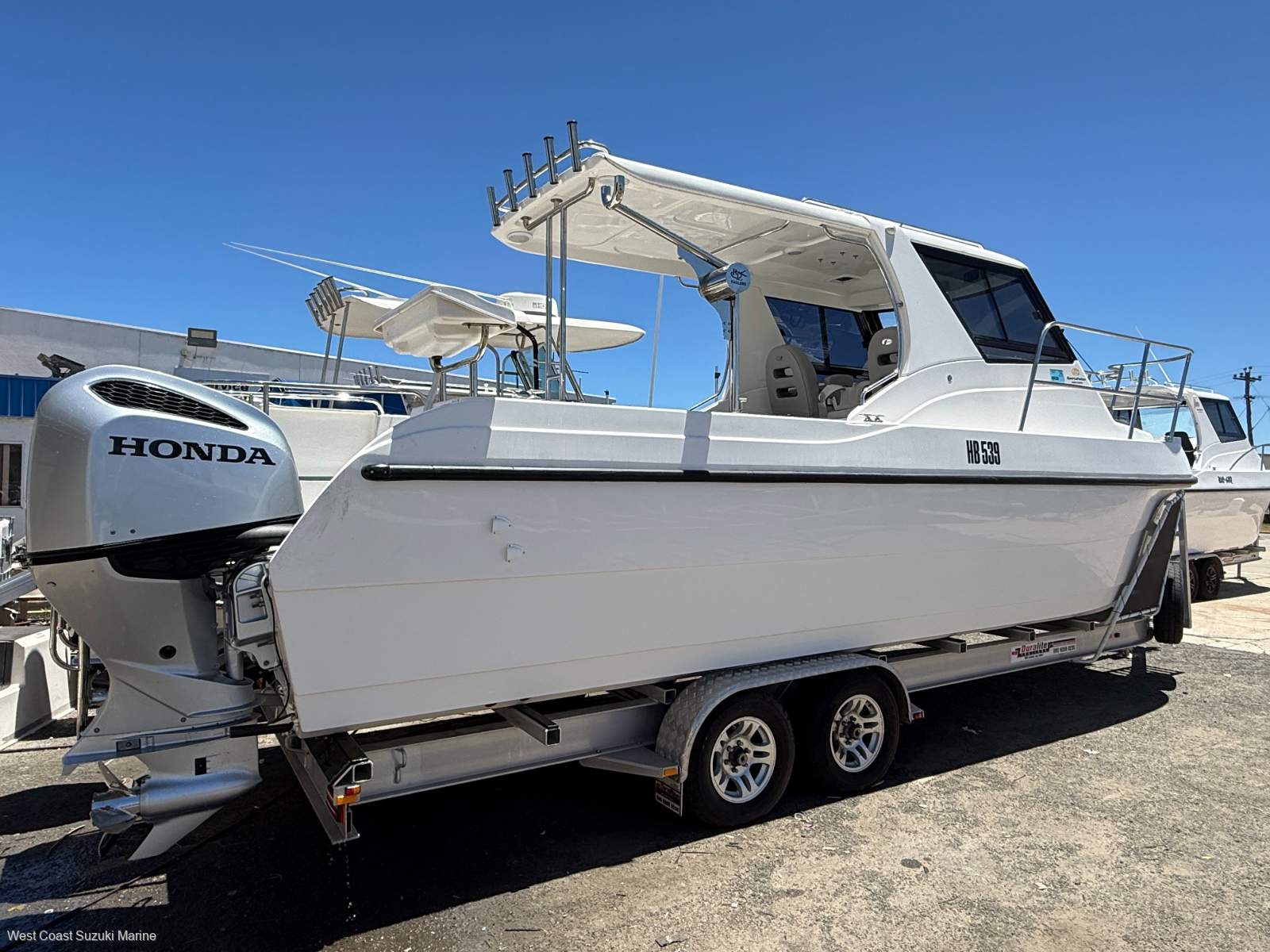 2024 LEISURECAT 8000 SPORT FISHER
