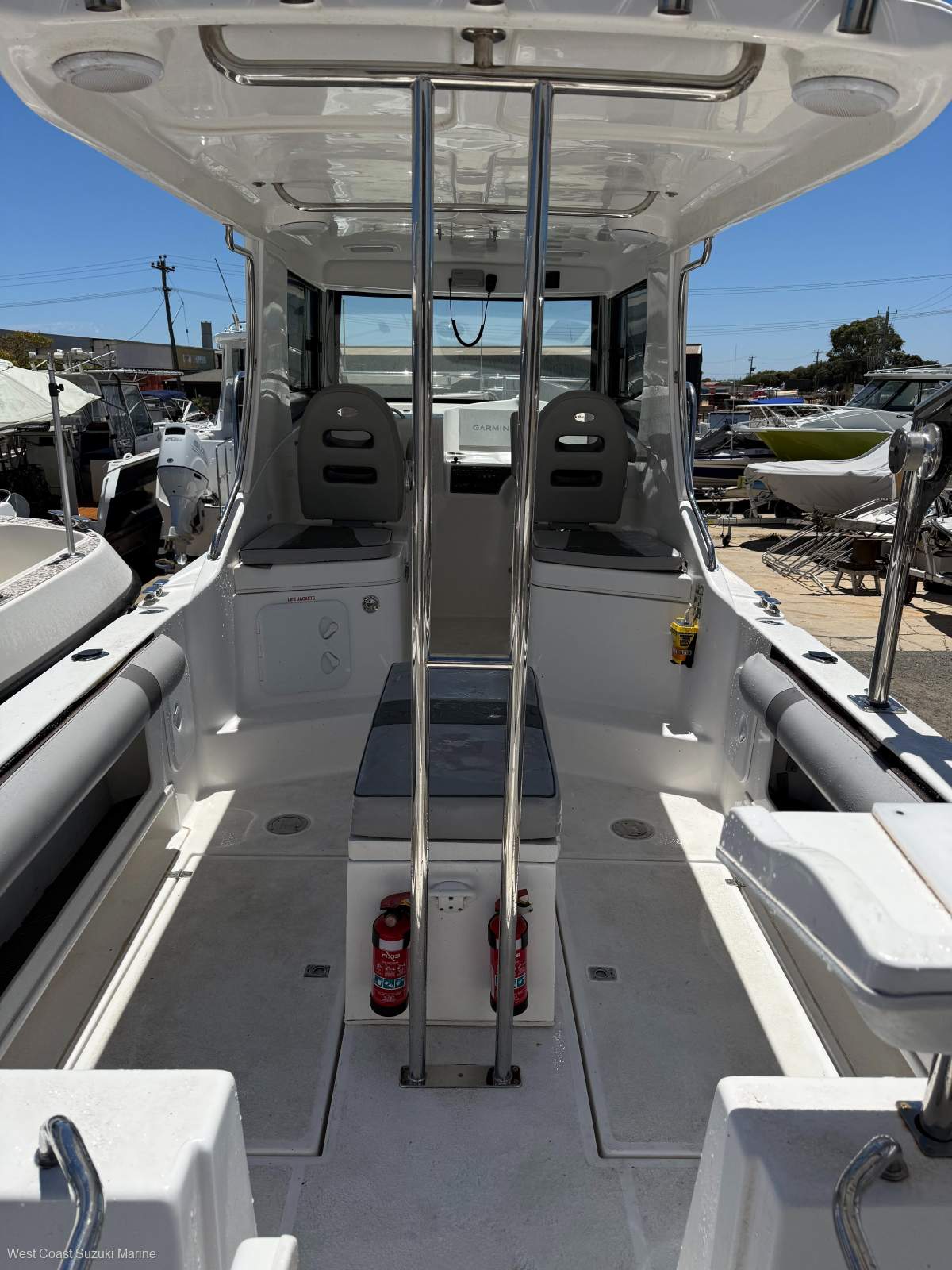 2024 LEISURECAT 8000 SPORT FISHER