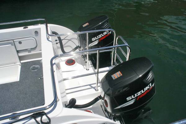 LEISURECAT WESTERNER 8000 FISHING BOAT