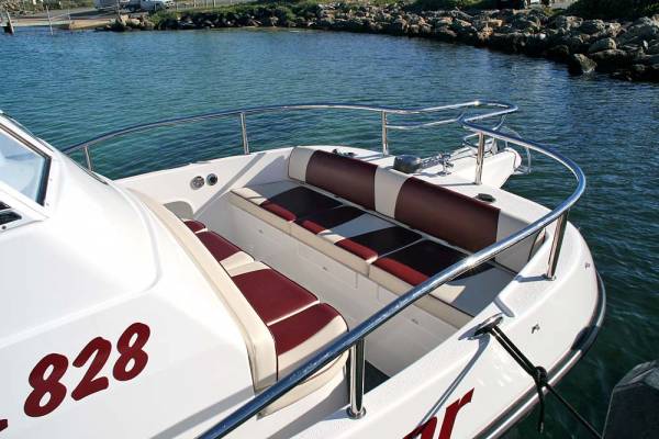 LEISURECAT WESTERNER 8000 FISHING BOAT