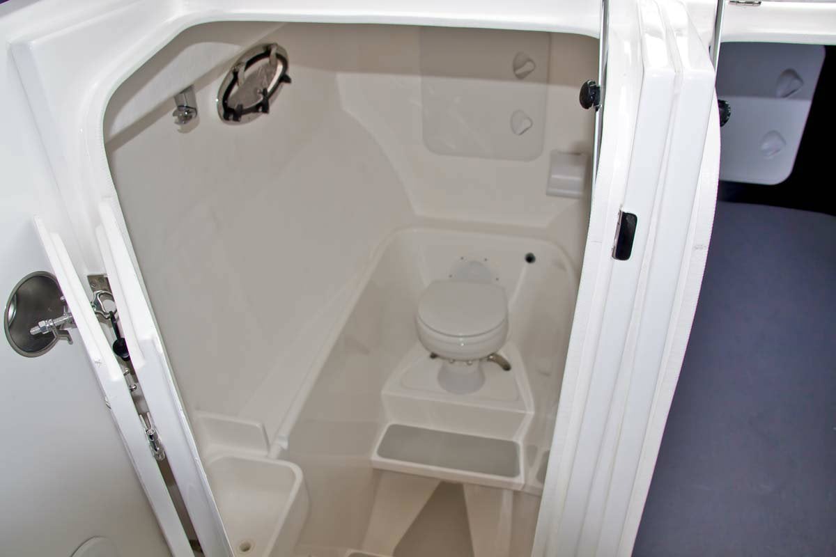 2026 LEISURECAT KINGFISHER EXPRESS CATAMARAN