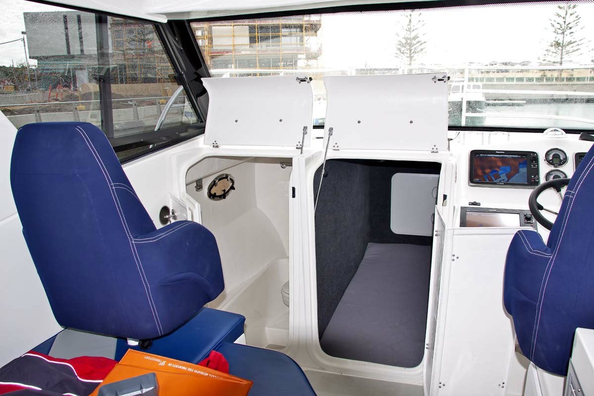 2026 LEISURECAT KINGFISHER EXPRESS CATAMARAN