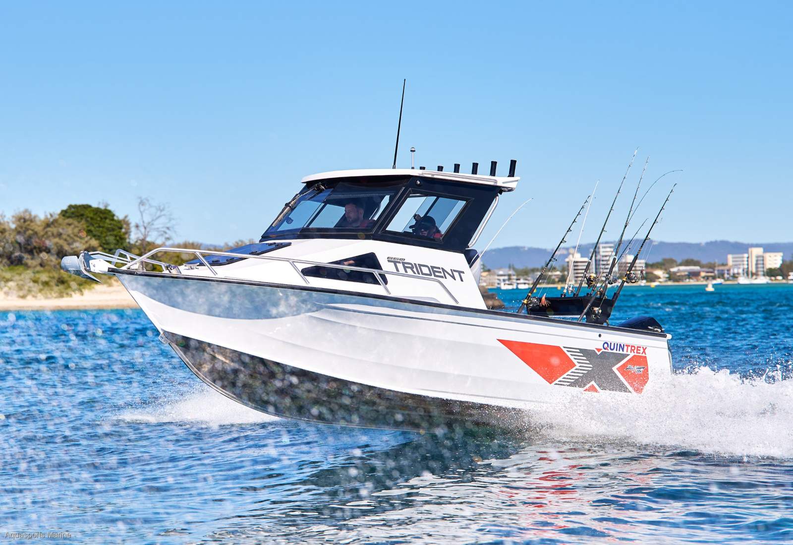 2007 QUINTREX 660 TRIDENT HARDTOP