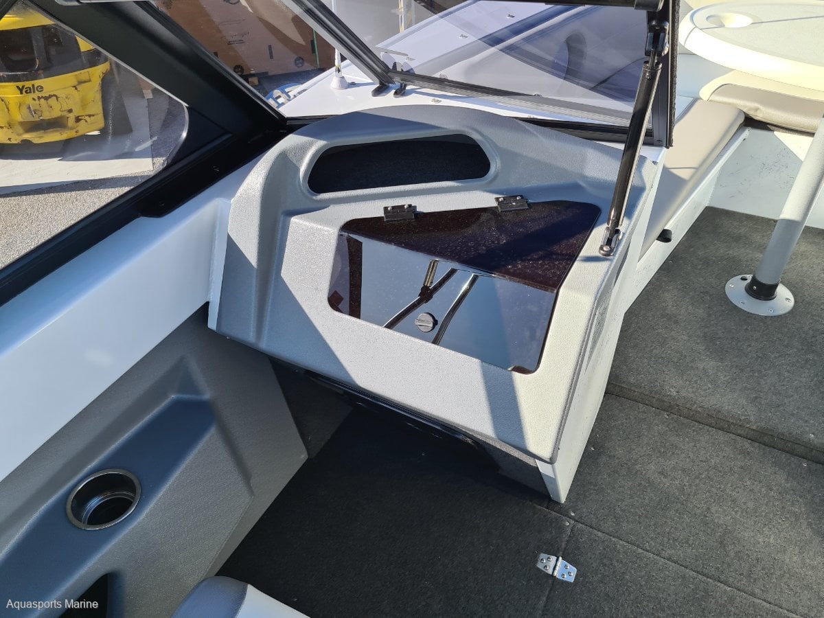 2022 QUINTREX 590 FREESTYLER RUNABOUT