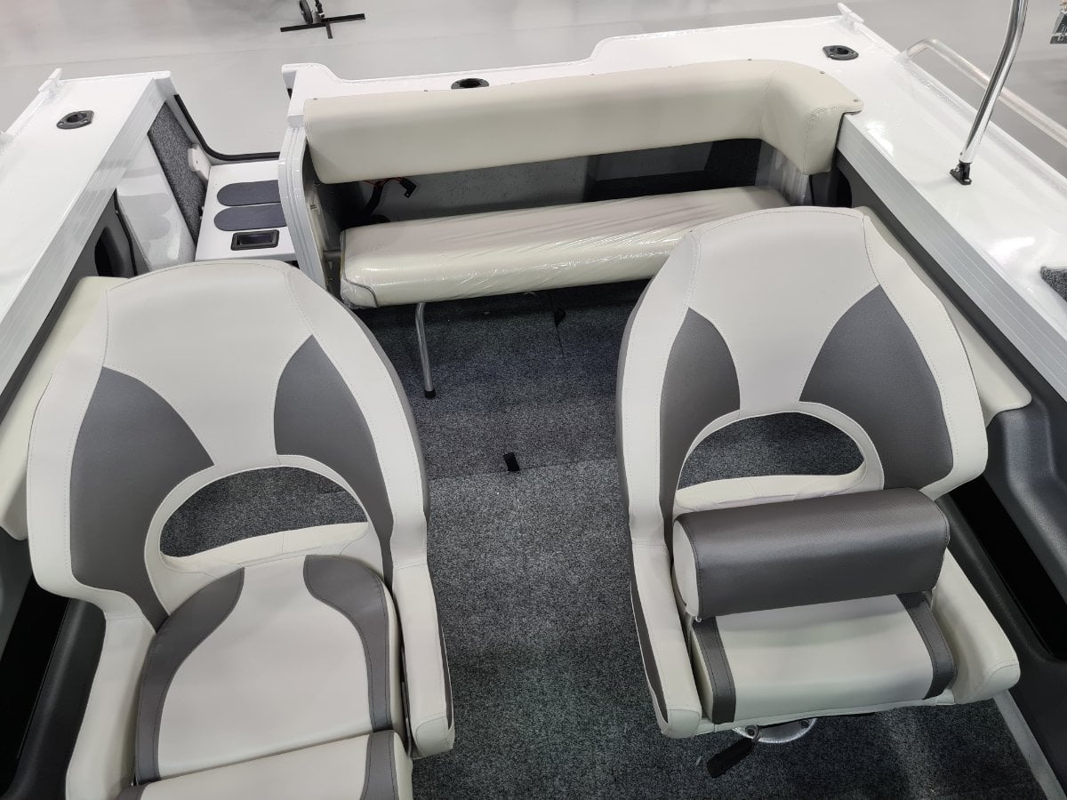 2023 QUINTREX 540 CRUISEABOUT CRUISER