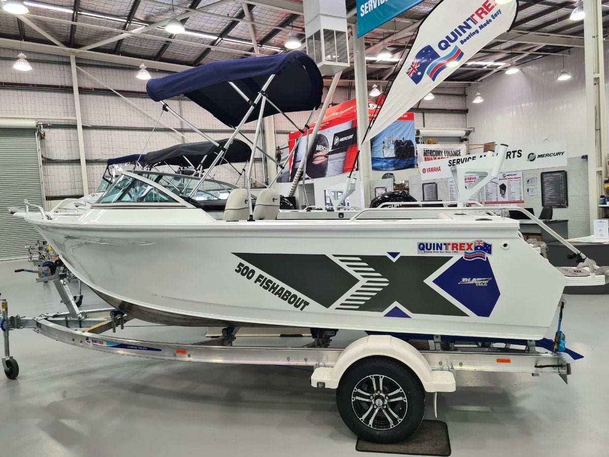 QUINTREX 500 CRUISEABOUT BOWRIDER