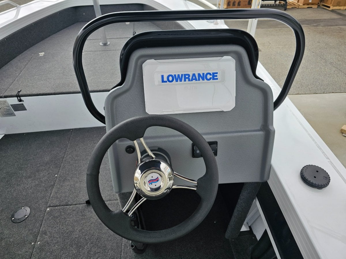 2024 QUINTREX 520 TOP ENDER RUNABOUT