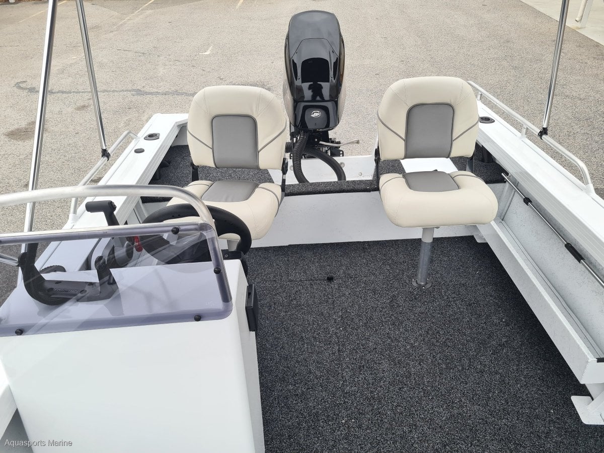 2024 QUINTREX 440 RENEGADE SIDE CONSOLE