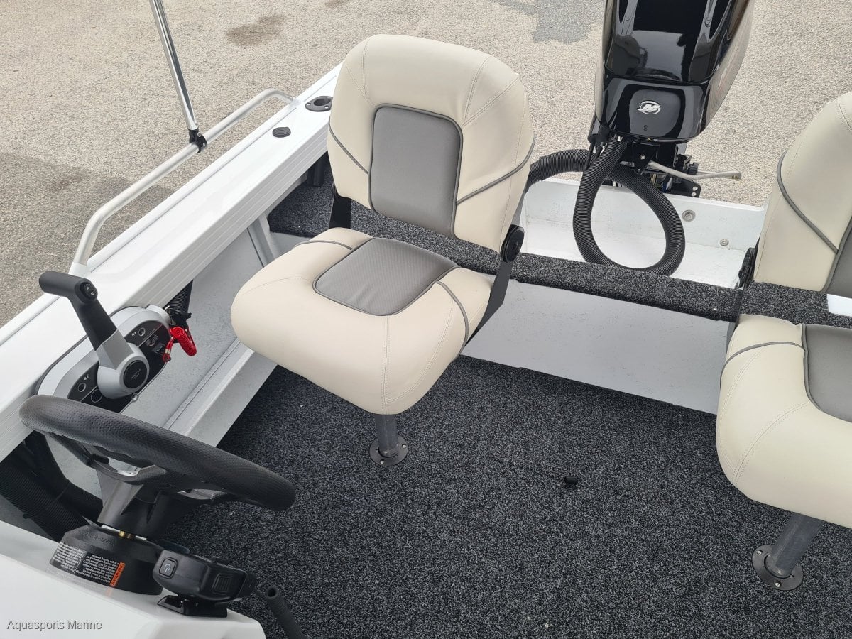 2024 QUINTREX 440 RENEGADE SIDE CONSOLE