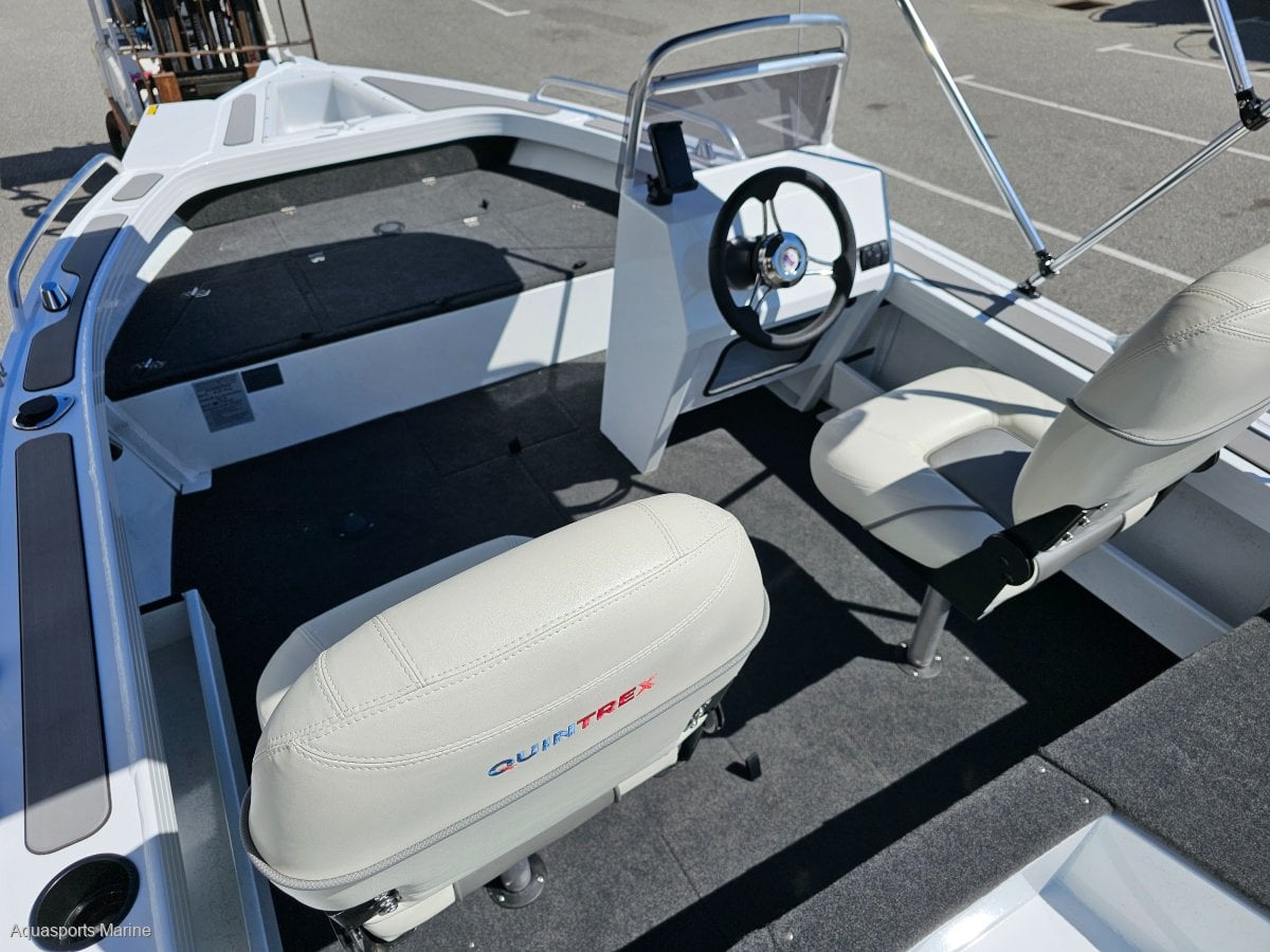 2024 QUINTREX 420 RENEGADE SIDE CONSOLE