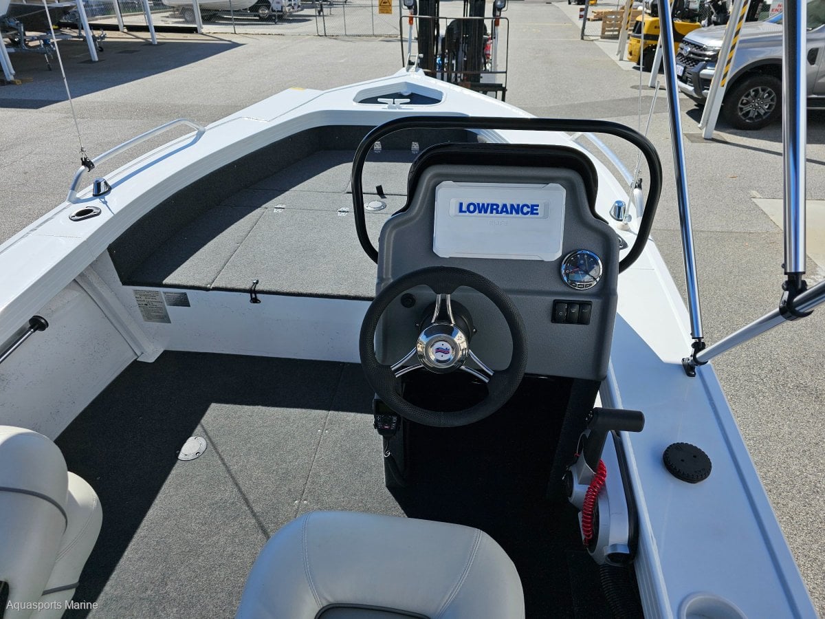 2023 QUINTREX 430 TOP ENDER TS RUNABOUT
