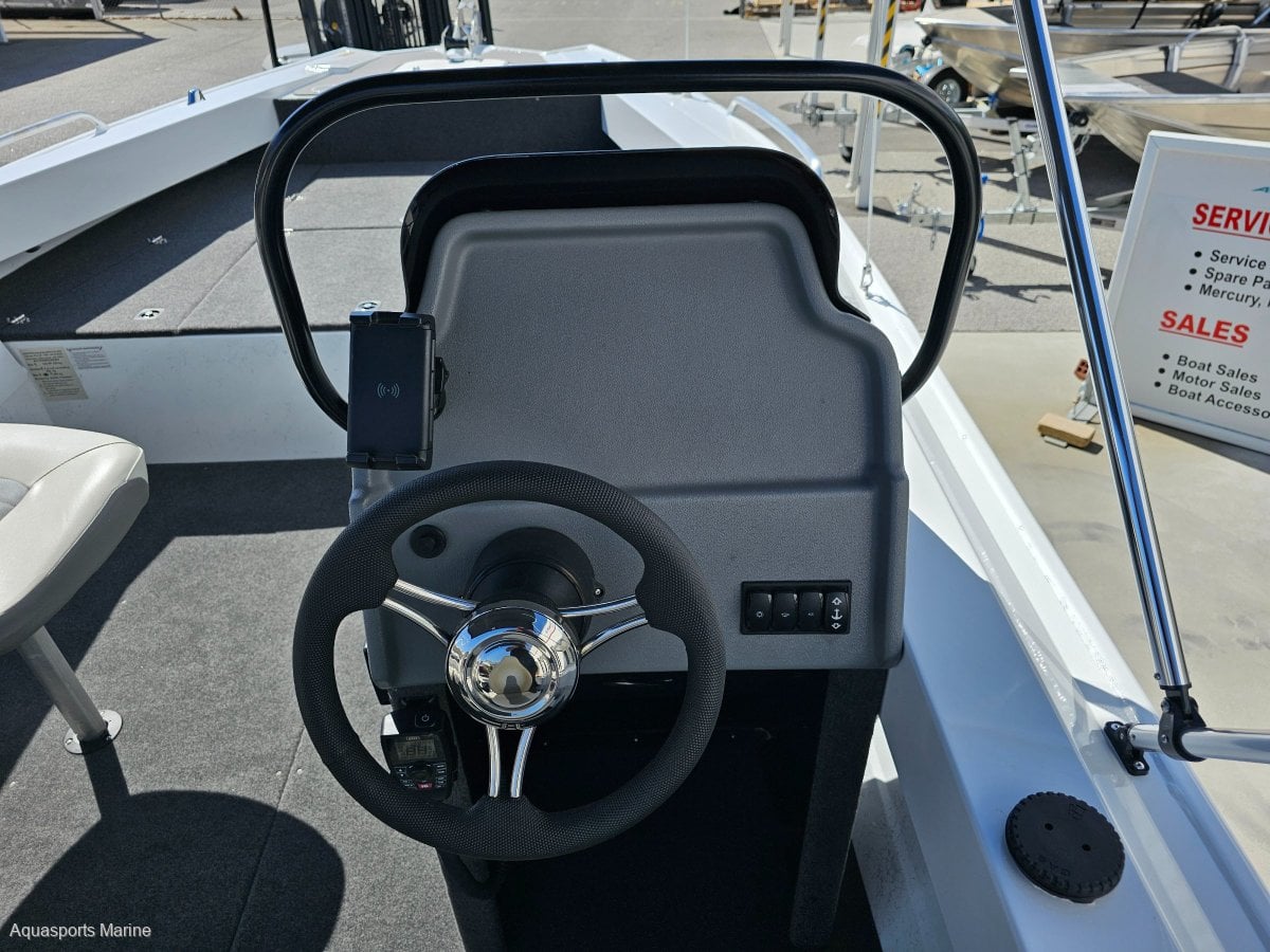2024 QUINTREX 590 FRONTIER CENTRE CONSOLE