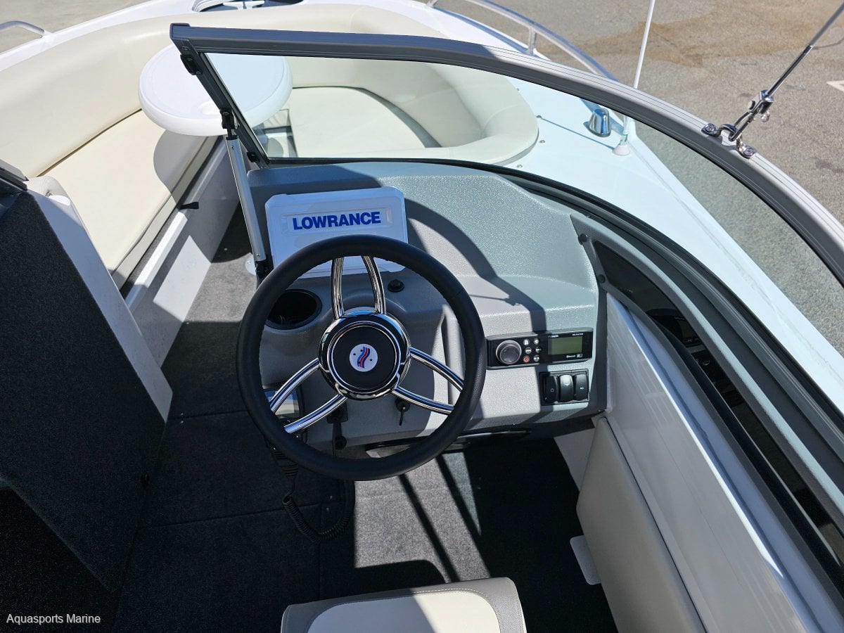 2024 QUINTREX 590 CRUISEABOUT PRO BOWRIDER