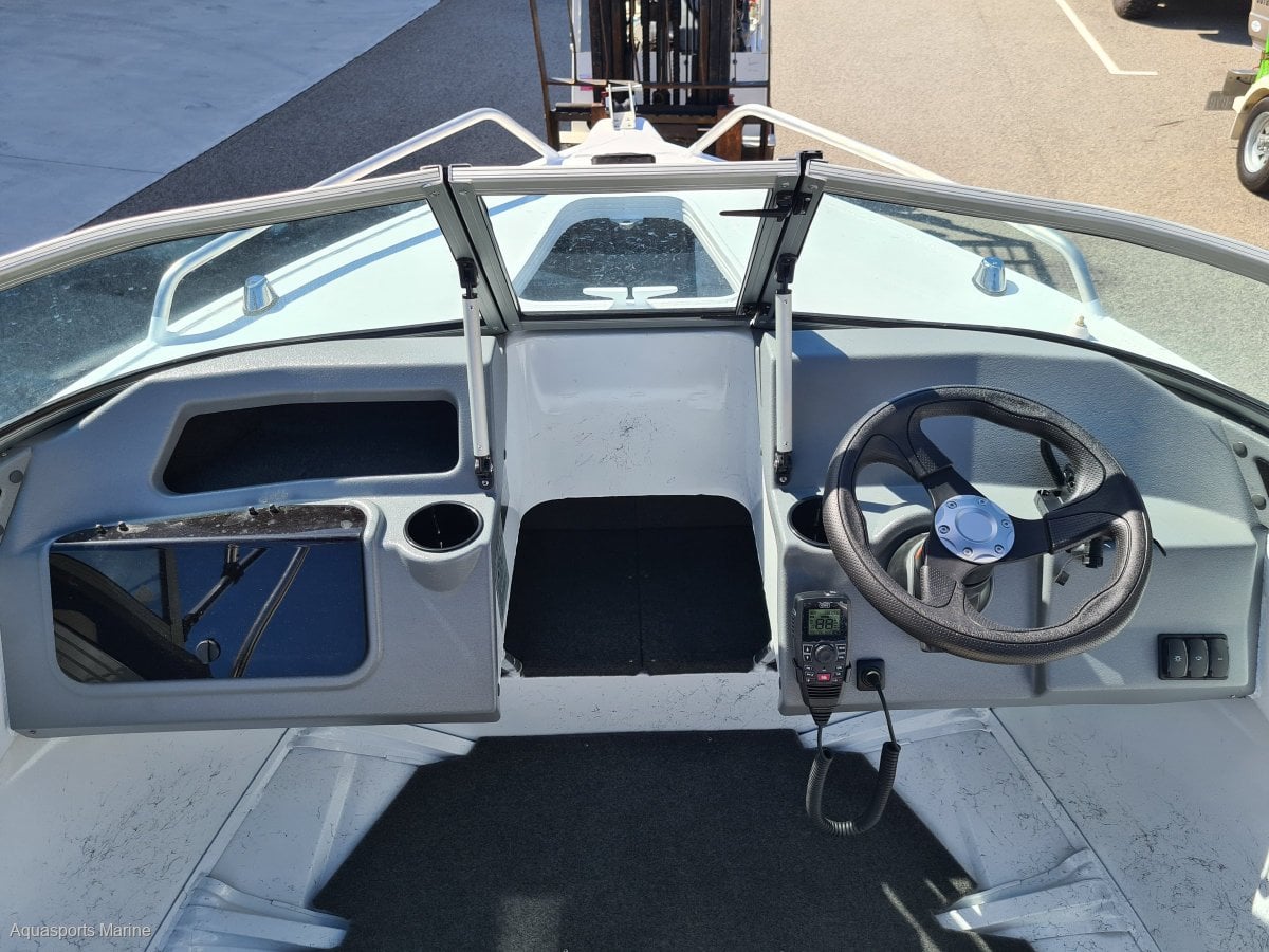 2024 QUINTREX 430 FISHABOUT RUNABOUT