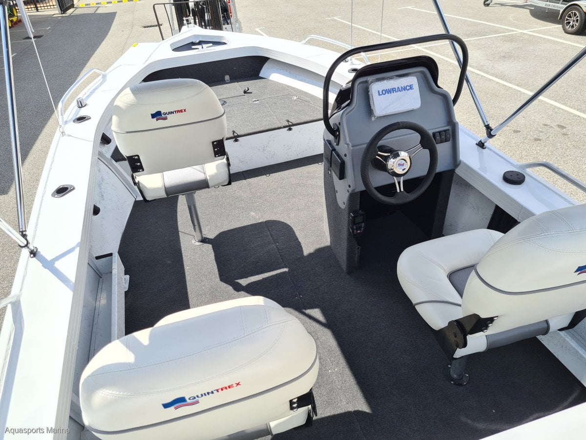 2024 QUINTREX 481 TOP ENDER SIDE CONSOLE