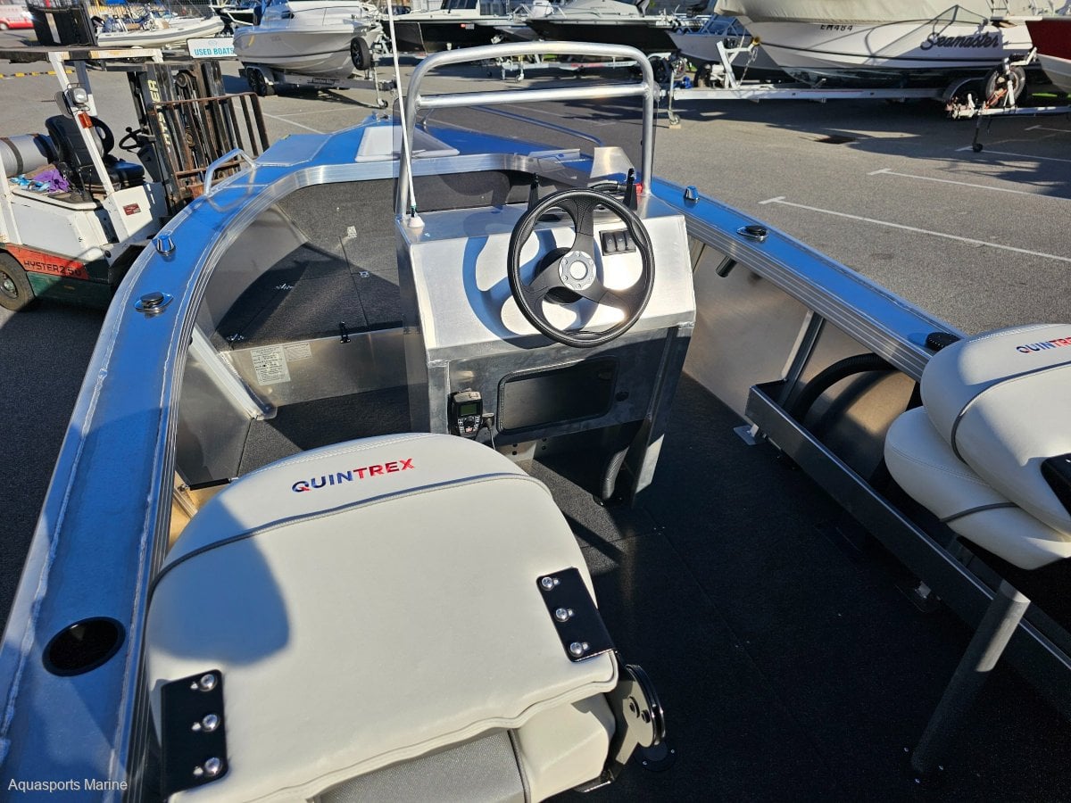 2024 QUINTREX 490 RENEGADE CENTRE CONSOLE
