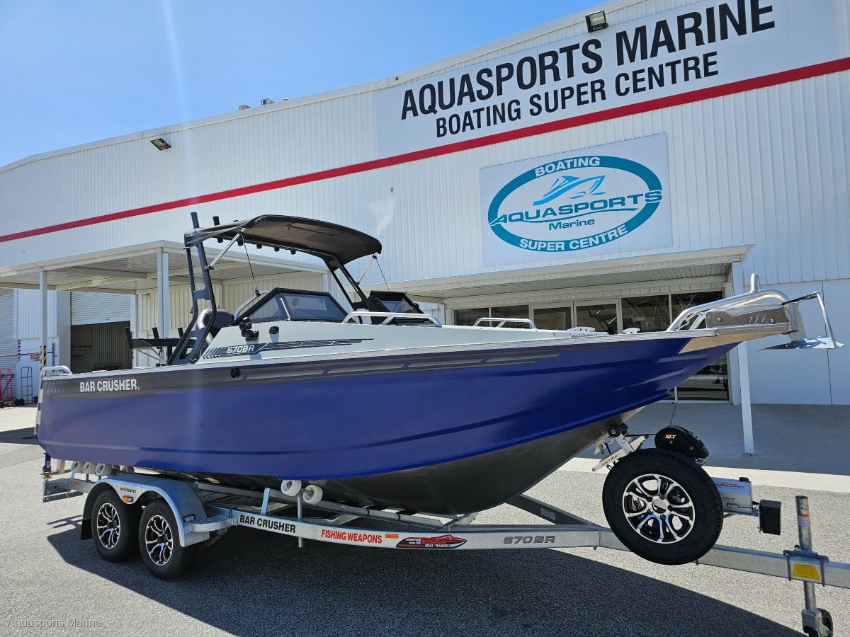 2025 BAR CRUSHER 670 BR BOWRIDER