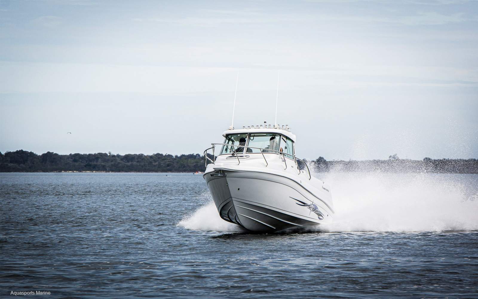 HAINES HUNTER 760 ENCLOSED CABIN
