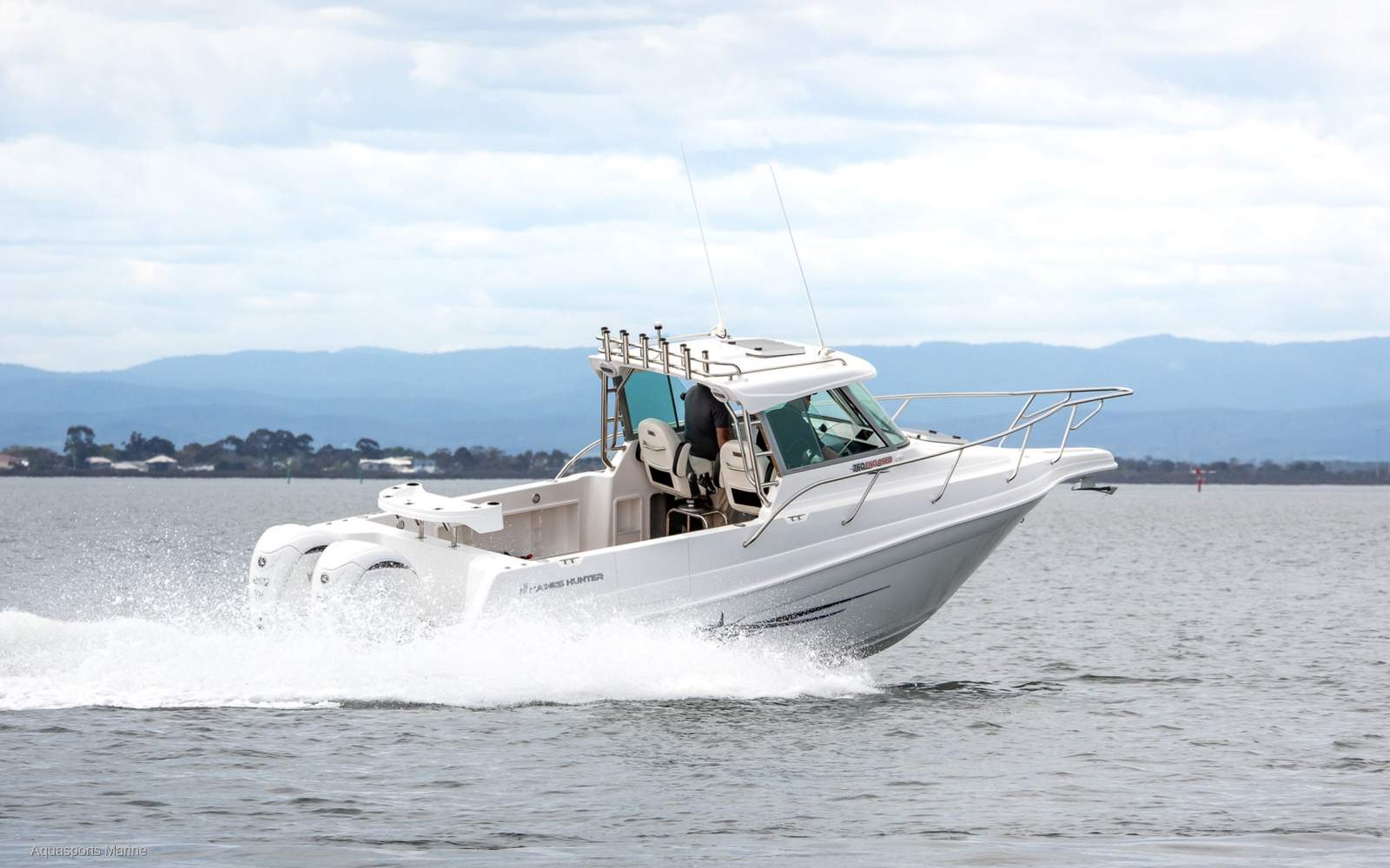 HAINES HUNTER 760 ENCLOSED CABIN