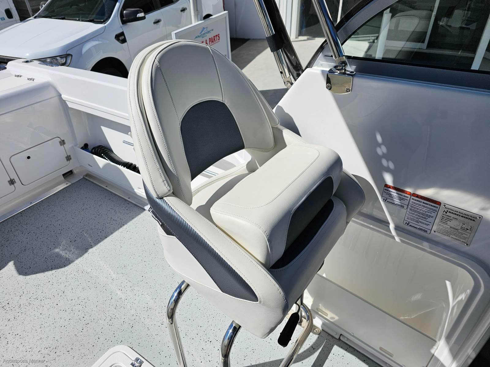 2017 HAINES HUNTER 595 OFFSHORE OFFSHORE FISHER