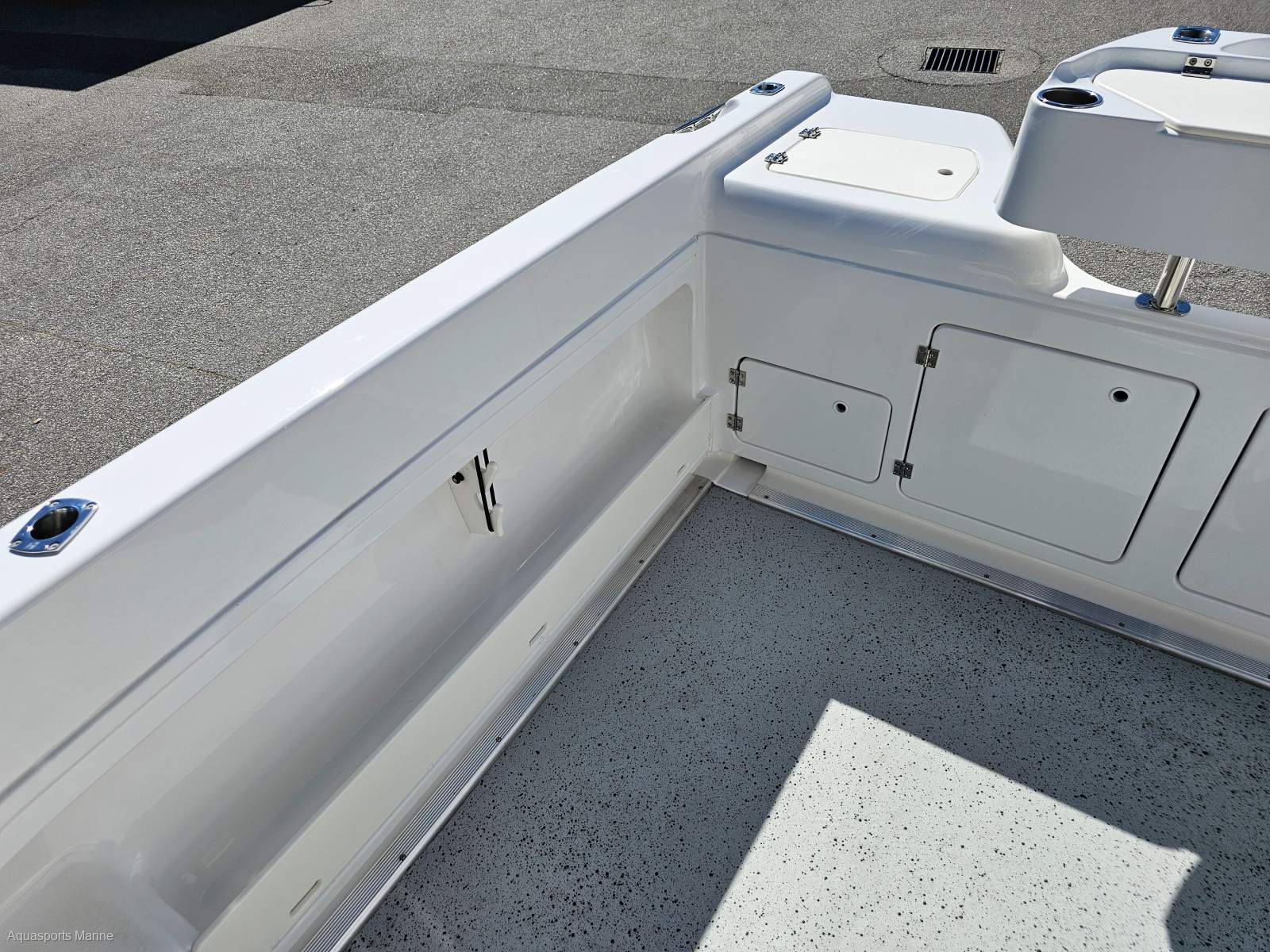 2017 HAINES HUNTER 595 OFFSHORE OFFSHORE FISHER